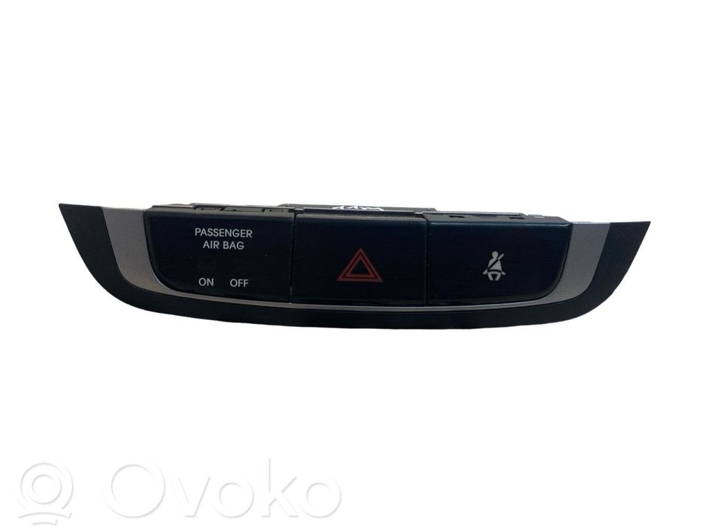 Hyundai ix35 Przycisk świateł awaryjnych 