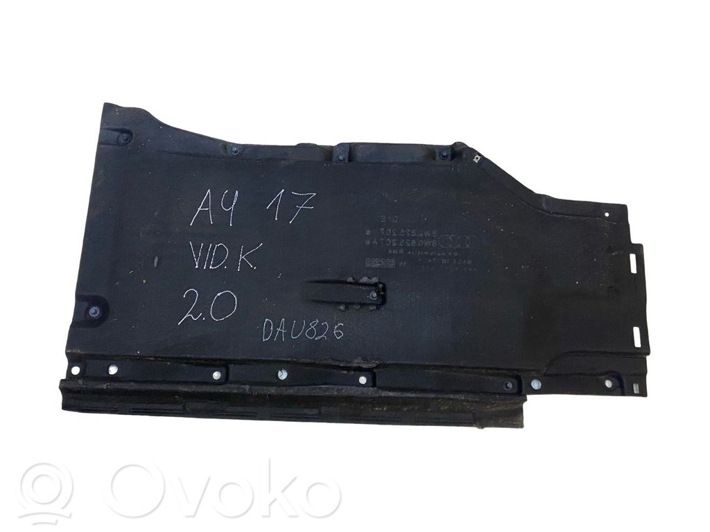 Audi A4 S4 B9 Osłona środkowa podwozia 