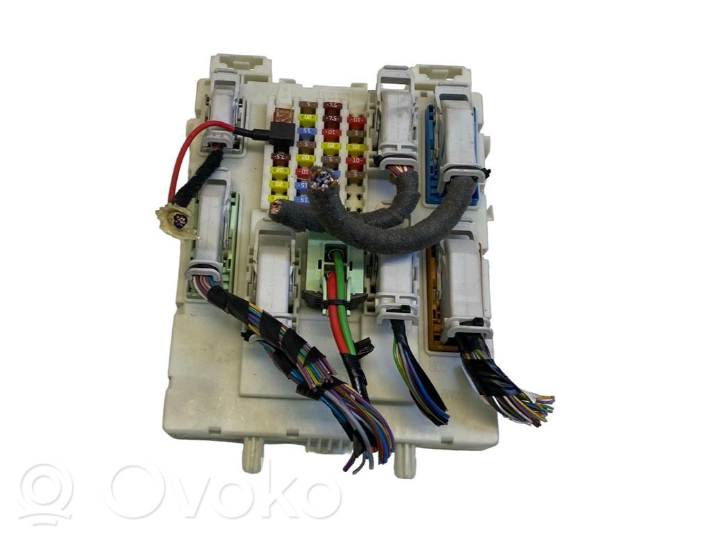 Ford Kuga II Sulakemoduuli 
