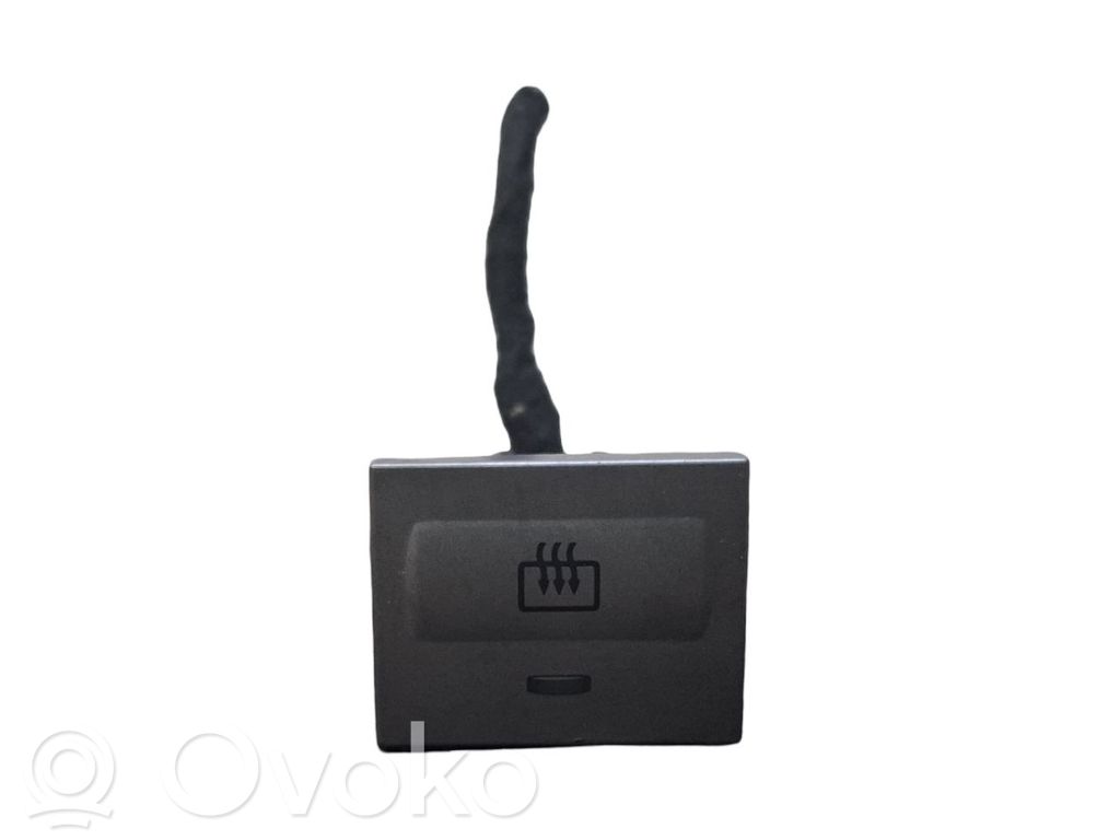 Ford Kuga I Windscreen/window heater switch 