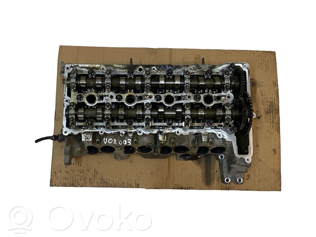 BMW 3 E90 E91 Engine head 