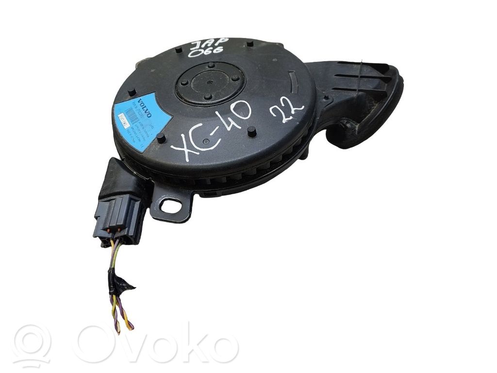Volvo XC40 Subwoofer speaker 