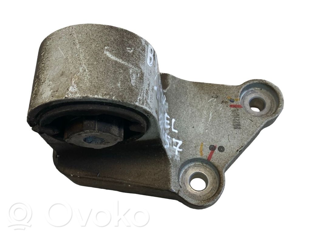 Engine mount bracket   20221013