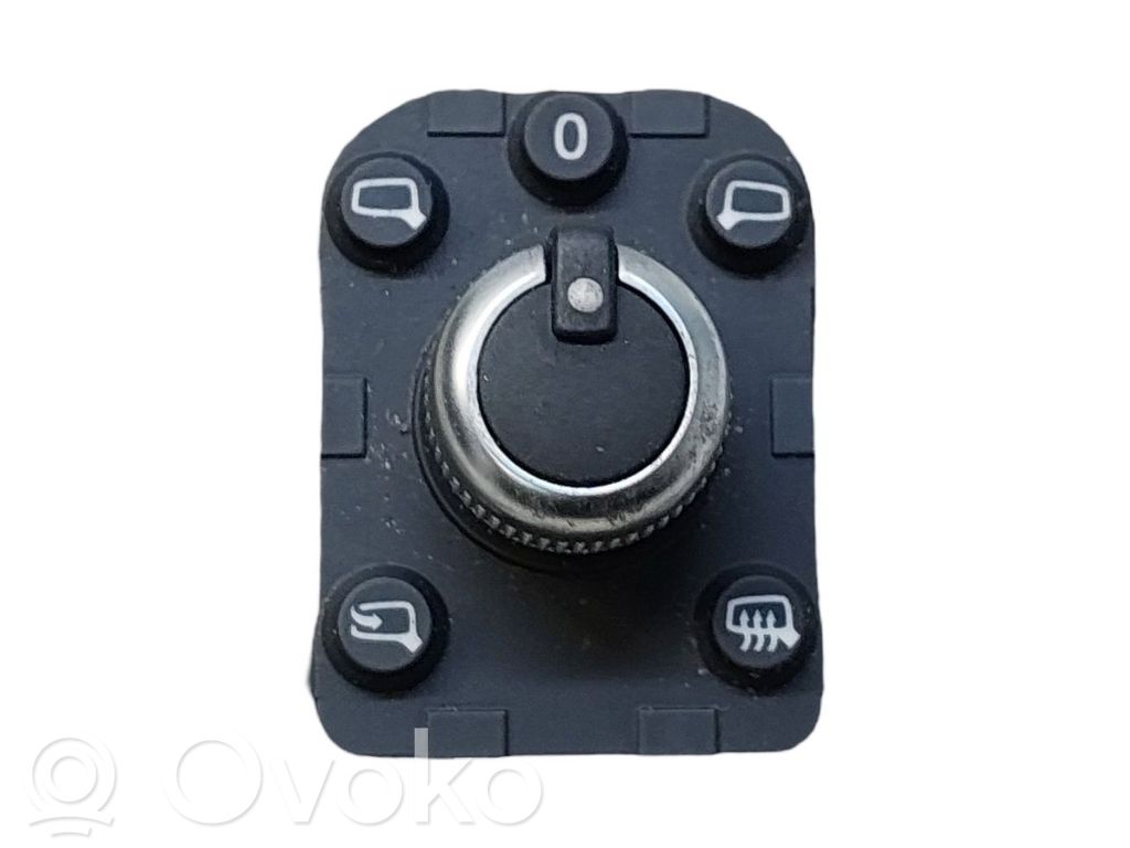 Audi A3 8Y Wing mirror switch 