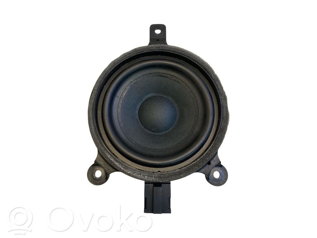 Audi A3 8Y Altavoz de la puerta delantera 