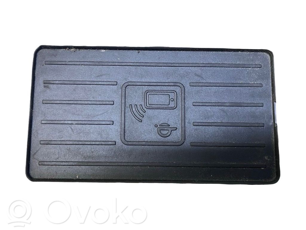 Audi A3 S3 8V Wireless charging module 