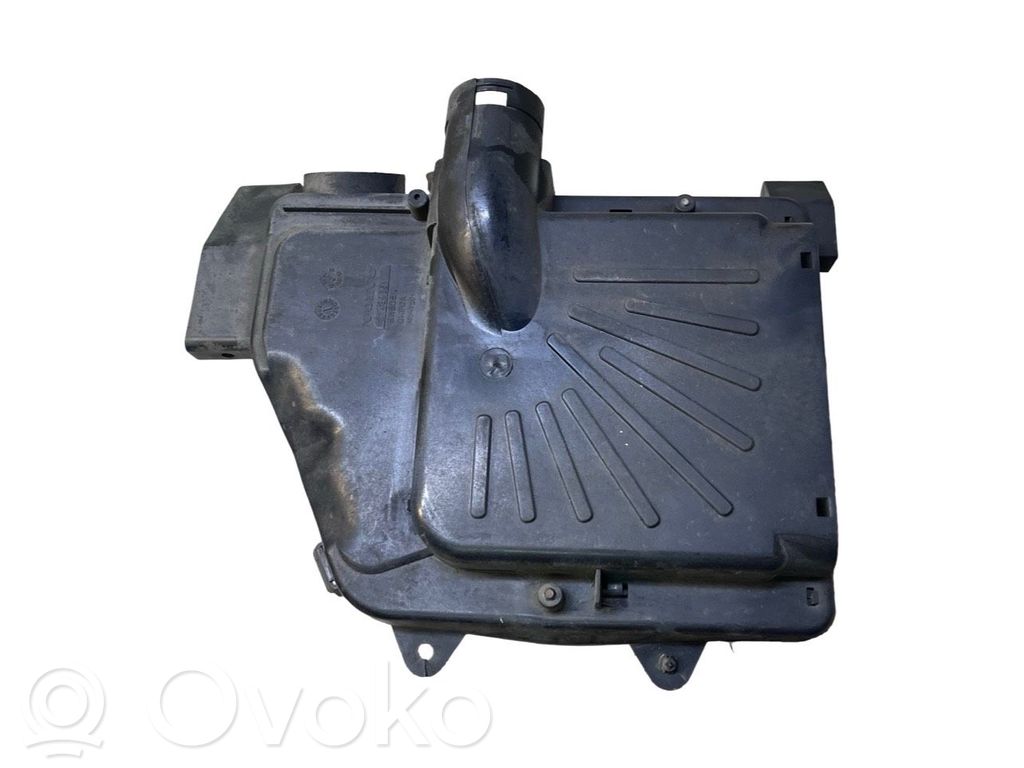 Volvo S90, V90 Engine control unit box 