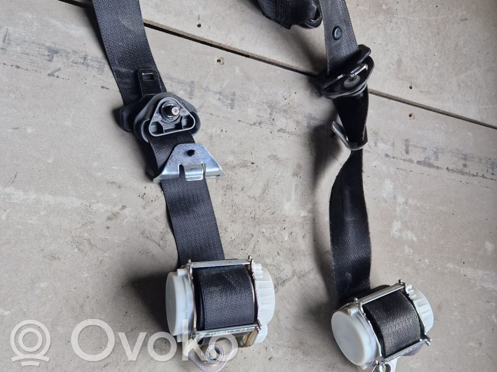 Turvavöiden sarja   34040727D,34040728D