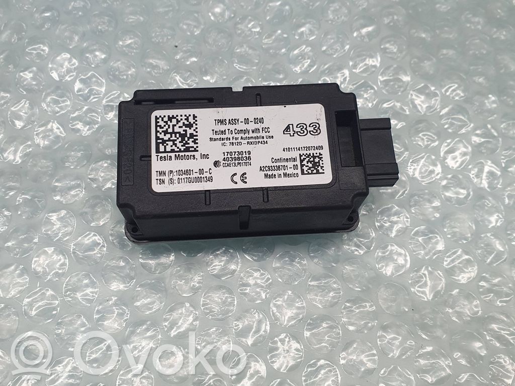 Tesla Model S Other control units/modules 