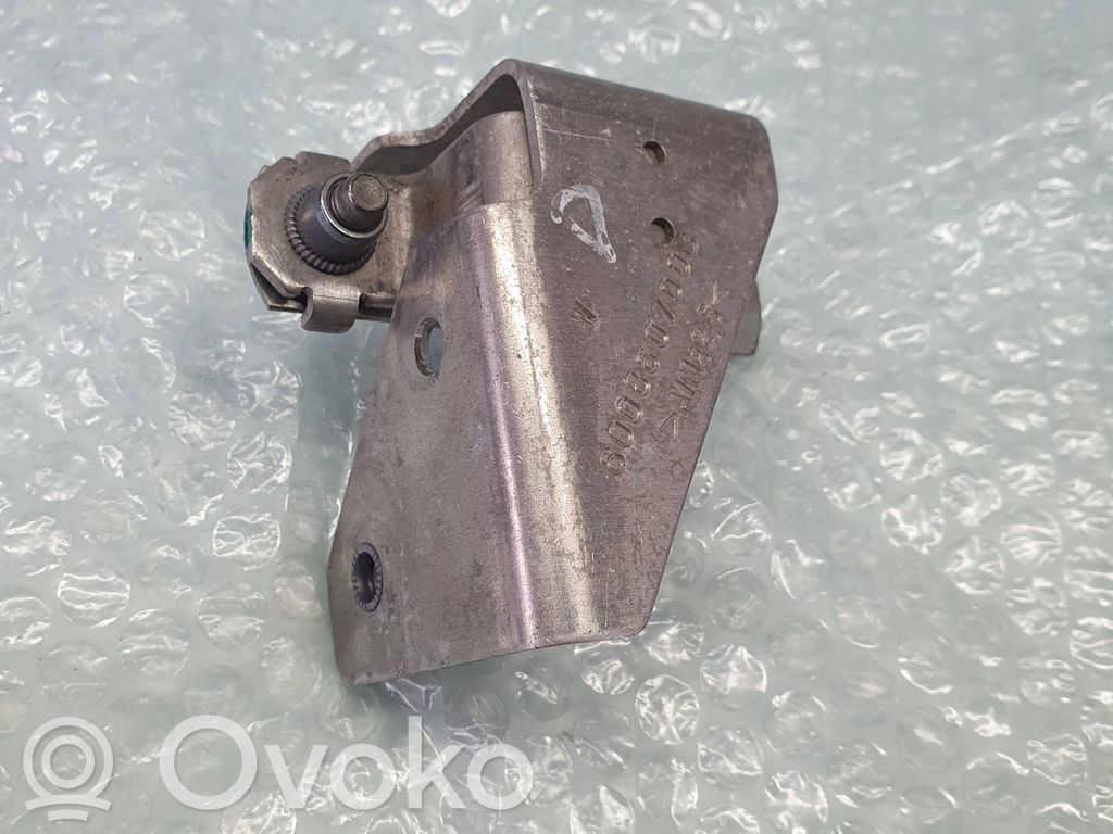 Tesla Model S Headlight/headlamp mounting bracket 