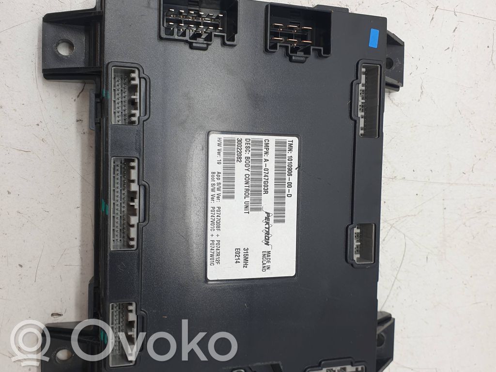 Tesla Model S Citu veidu vadības bloki / moduļi 