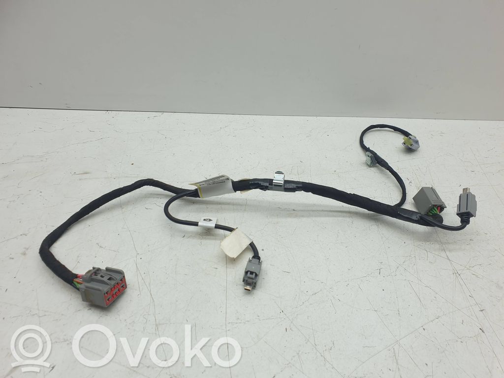 Otros cableados   68227785AA,201507142A,15502188X01,68227785