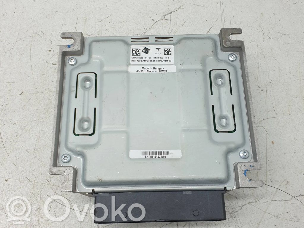 Tesla Model S Garso stiprintuvas 