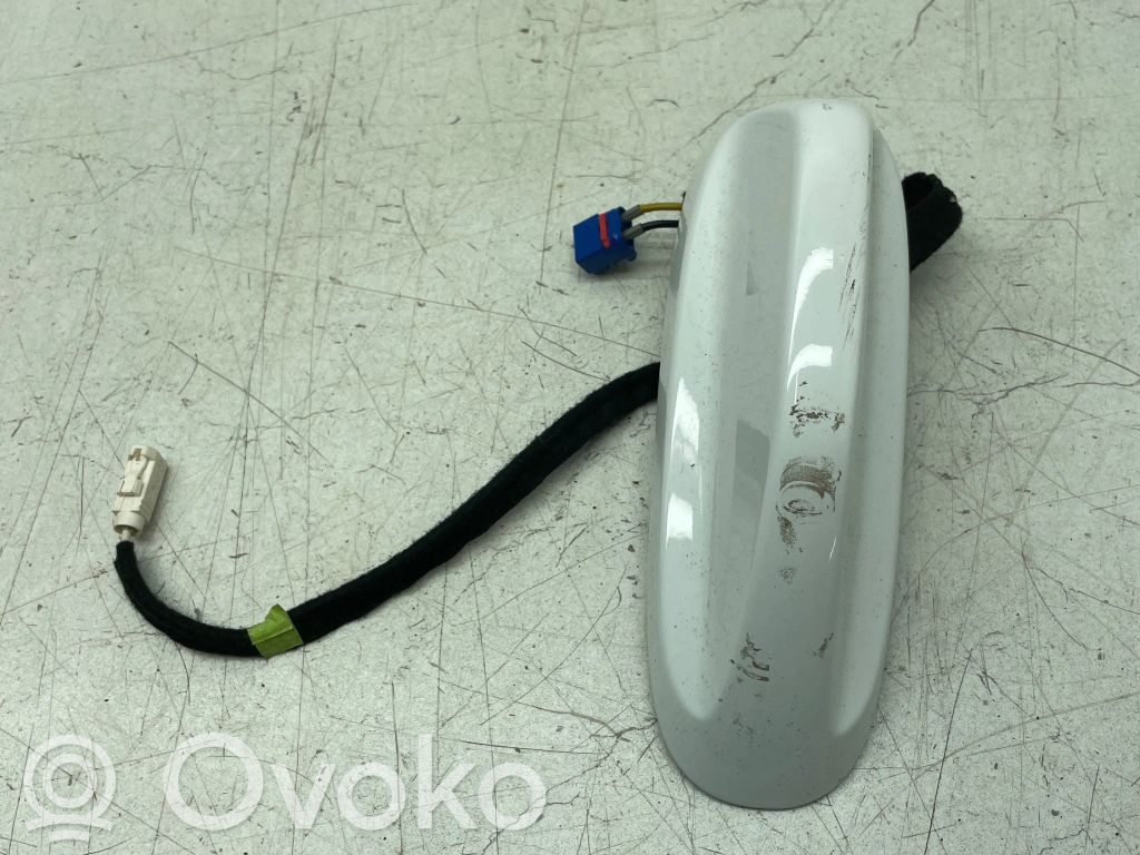 Chrysler Pacifica Antena aérea GPS 