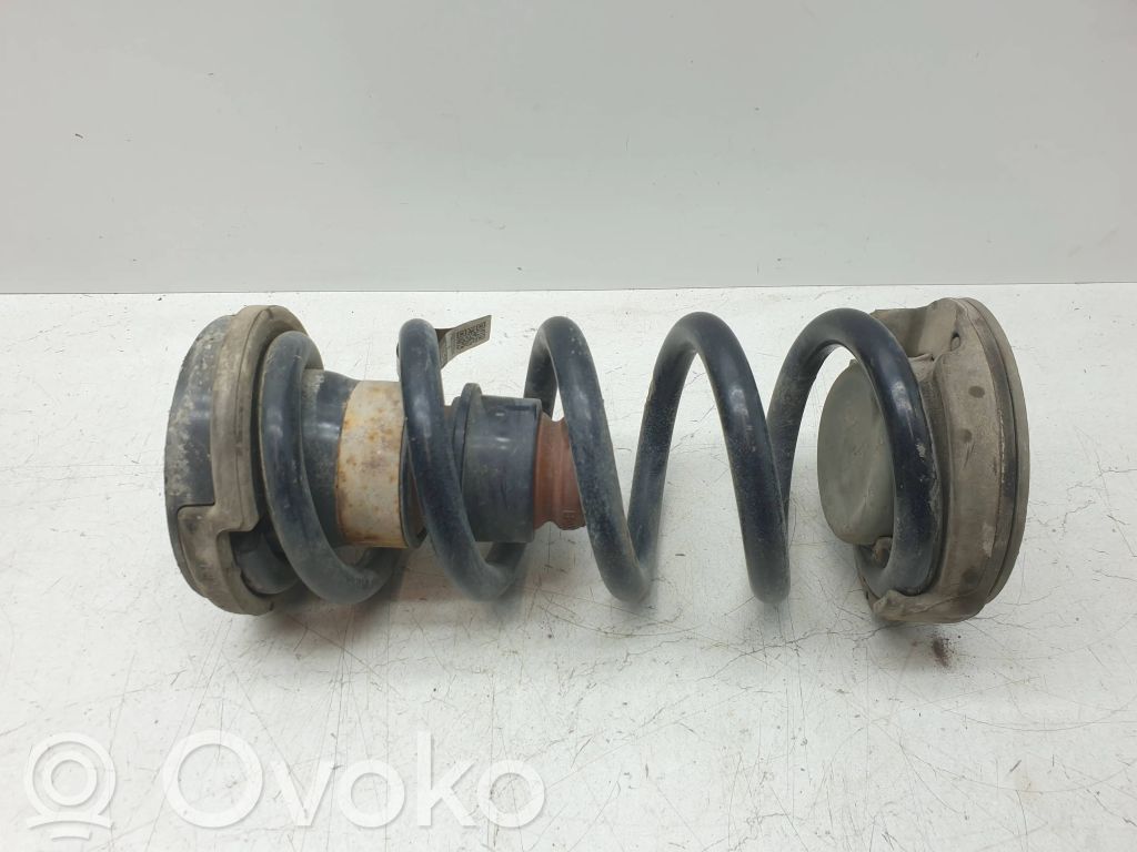 Chrysler Pacifica Rear coil spring 