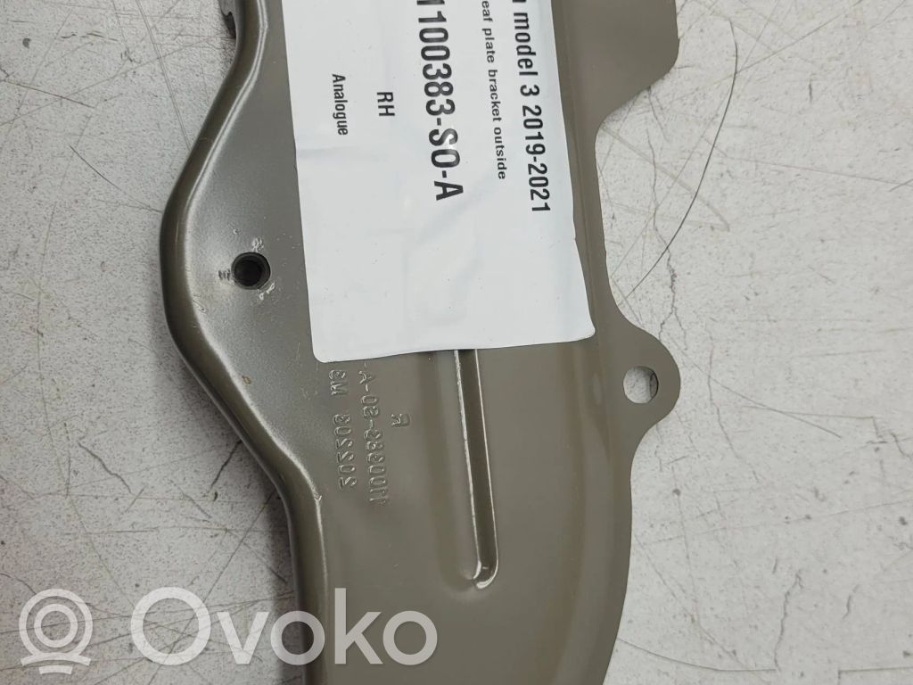 Tesla Model 3 Headlight/headlamp mounting bracket 