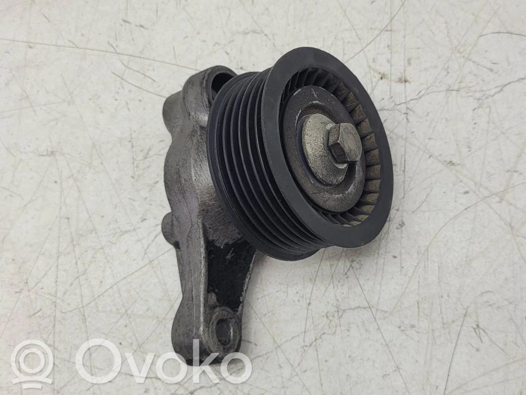 Maserati Ghibli Engine mounting bracket 