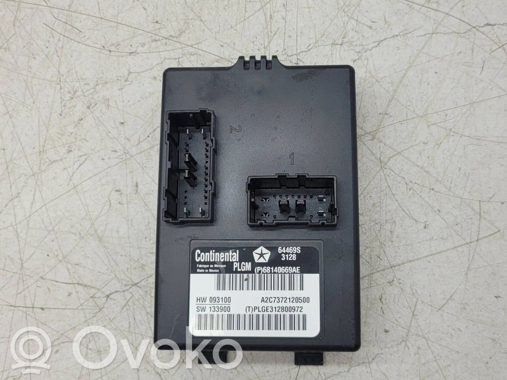 Tailgate/trunk control unit/module   68140669AE,P68140669AE