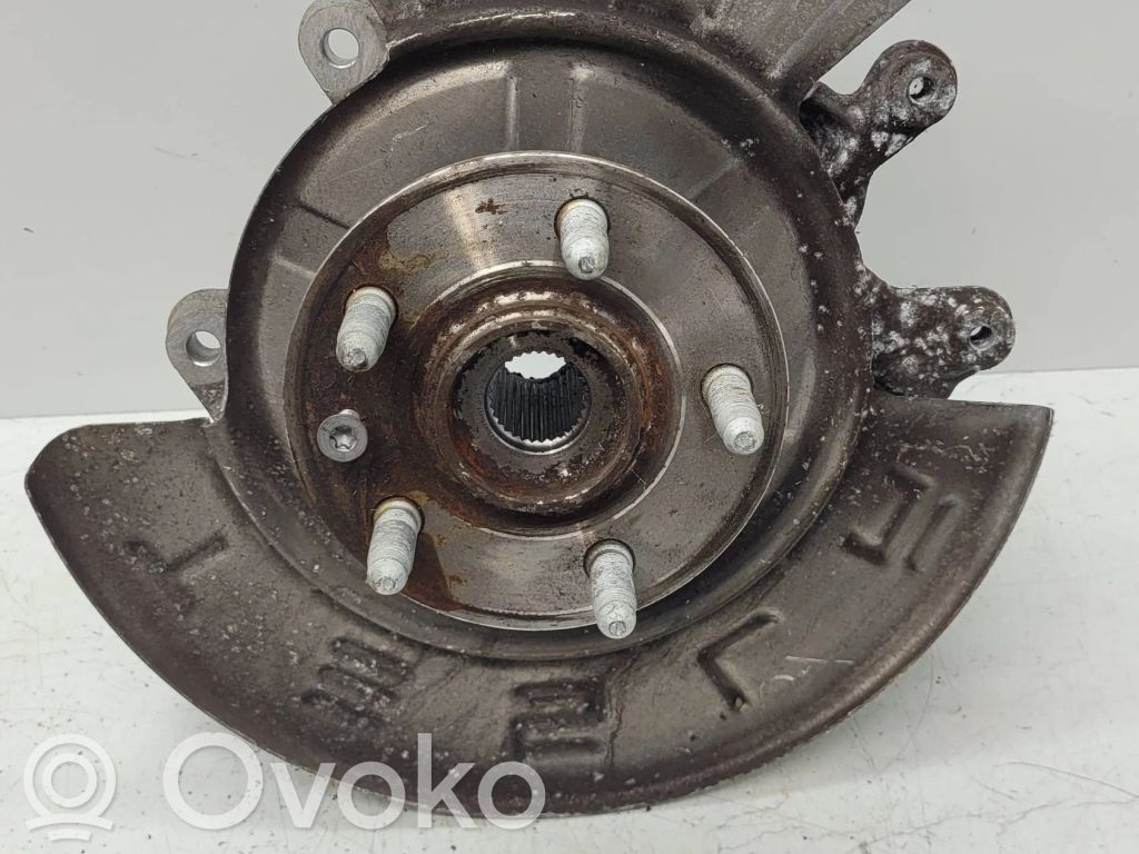 Rear wheel hub