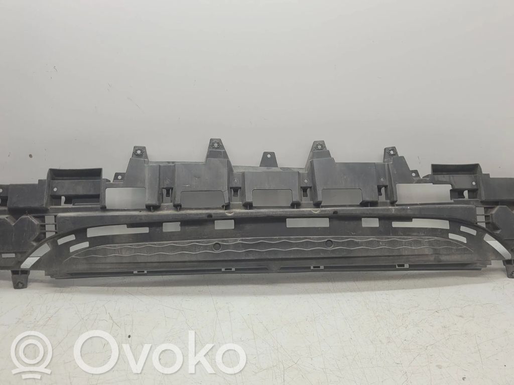 Chrysler Pacifica Front bumper splitter molding 
