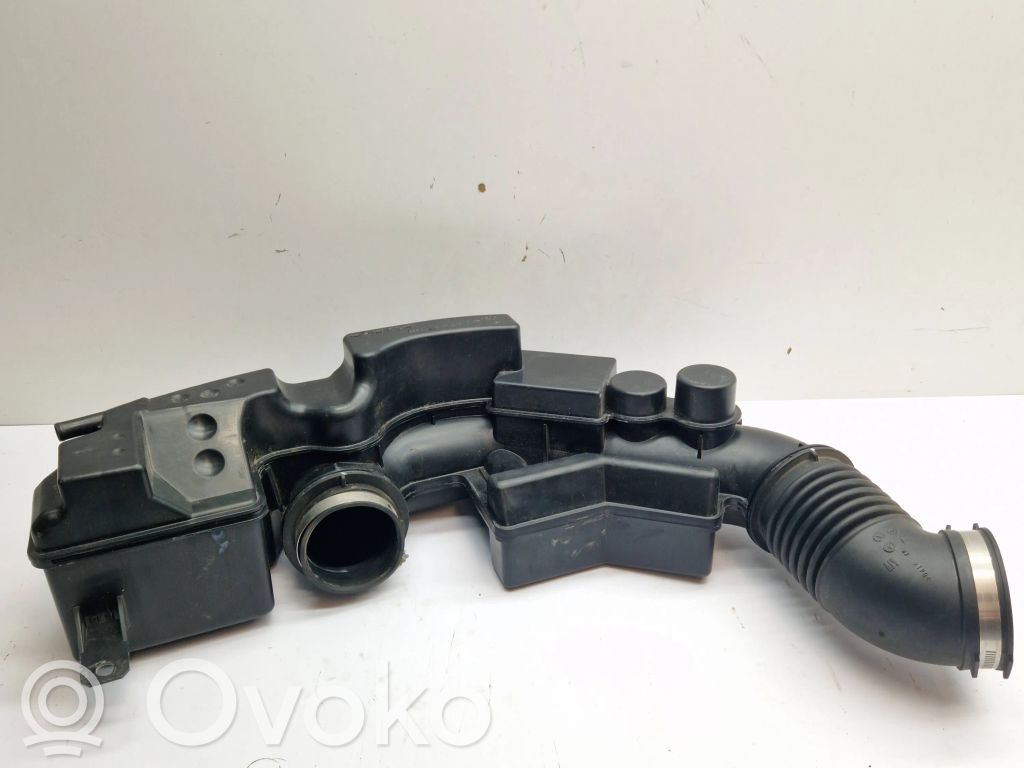 Subaru Outback (BT) Įsiurbimo rezonatorius 