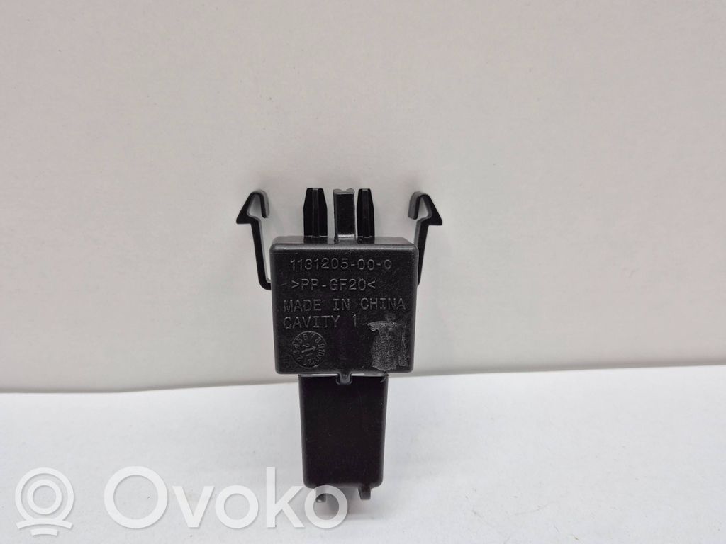 Tesla Model 3 Front bumper mounting bracket 