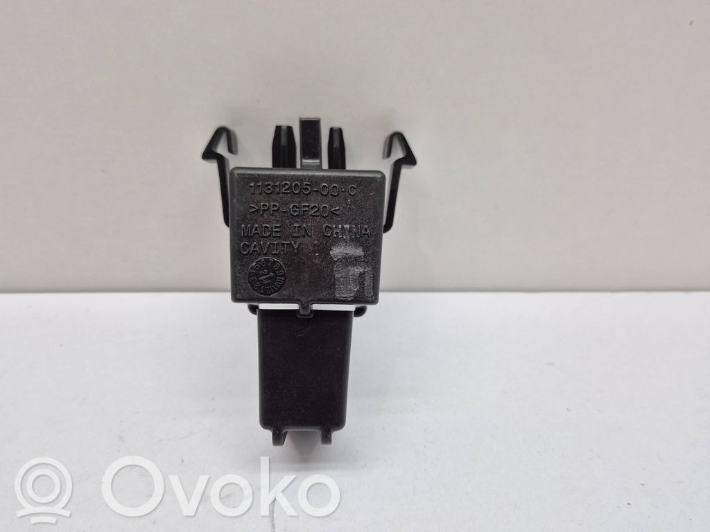Tesla Model 3 Front bumper mounting bracket 