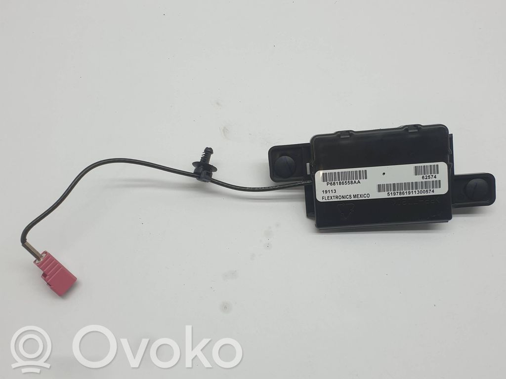 Chrysler Pacifica Antenna control unit 