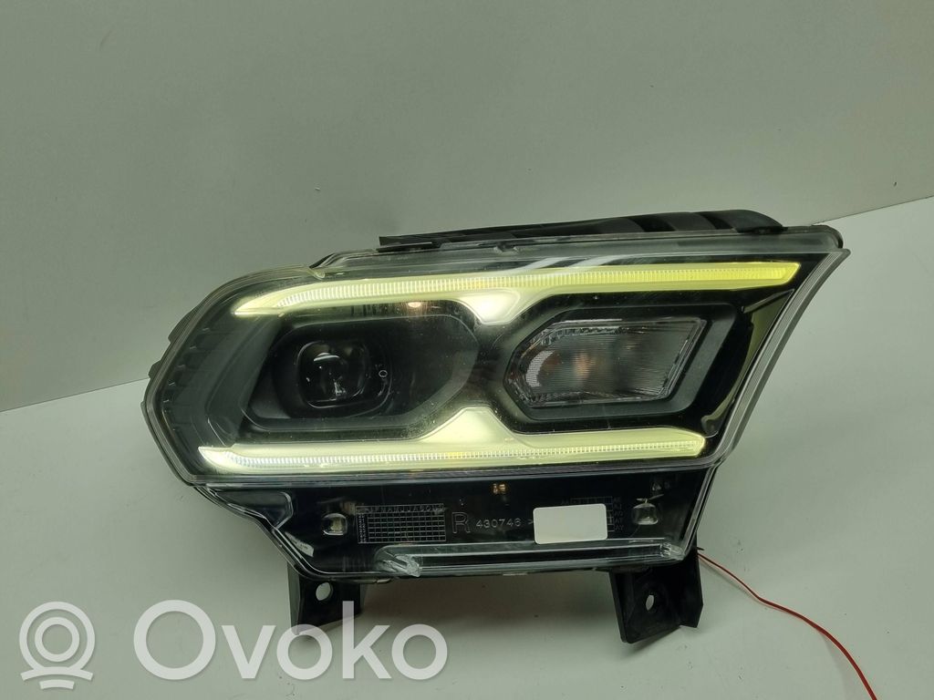 Dodge Durango III Headlight/headlamp 