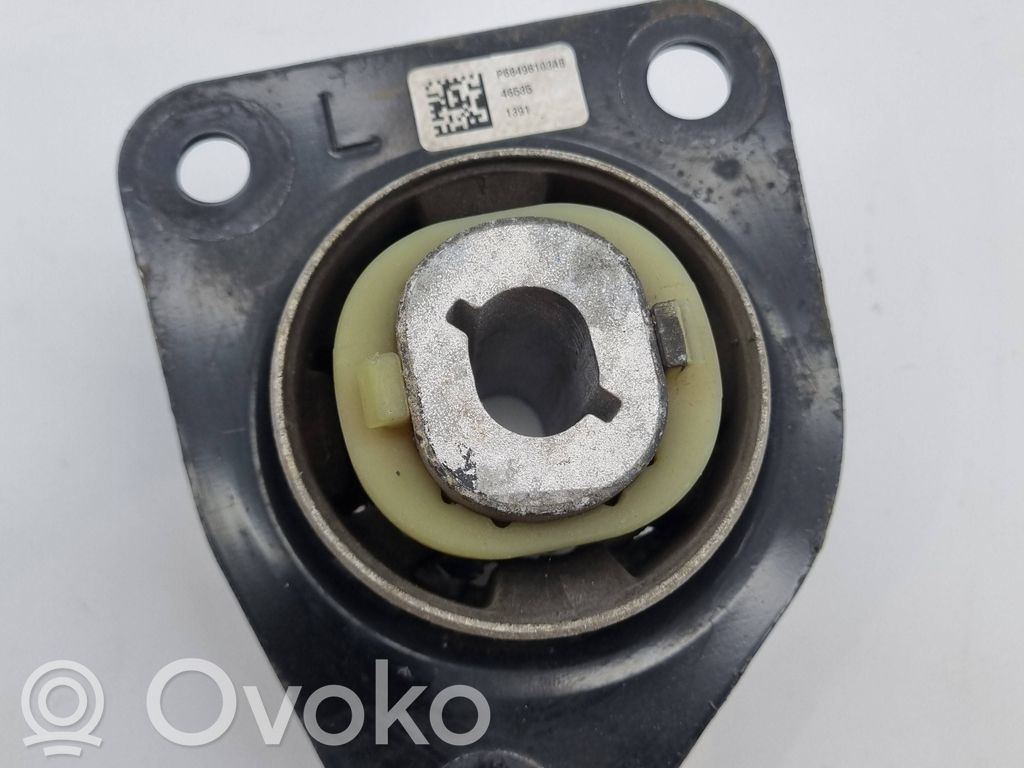 Jeep Grand Wagoneer Rear differential mounting bracket 