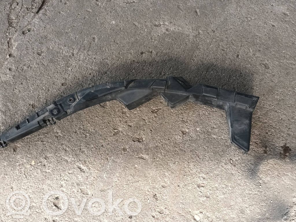 Volkswagen PASSAT B5 Front bumper mounting bracket 
