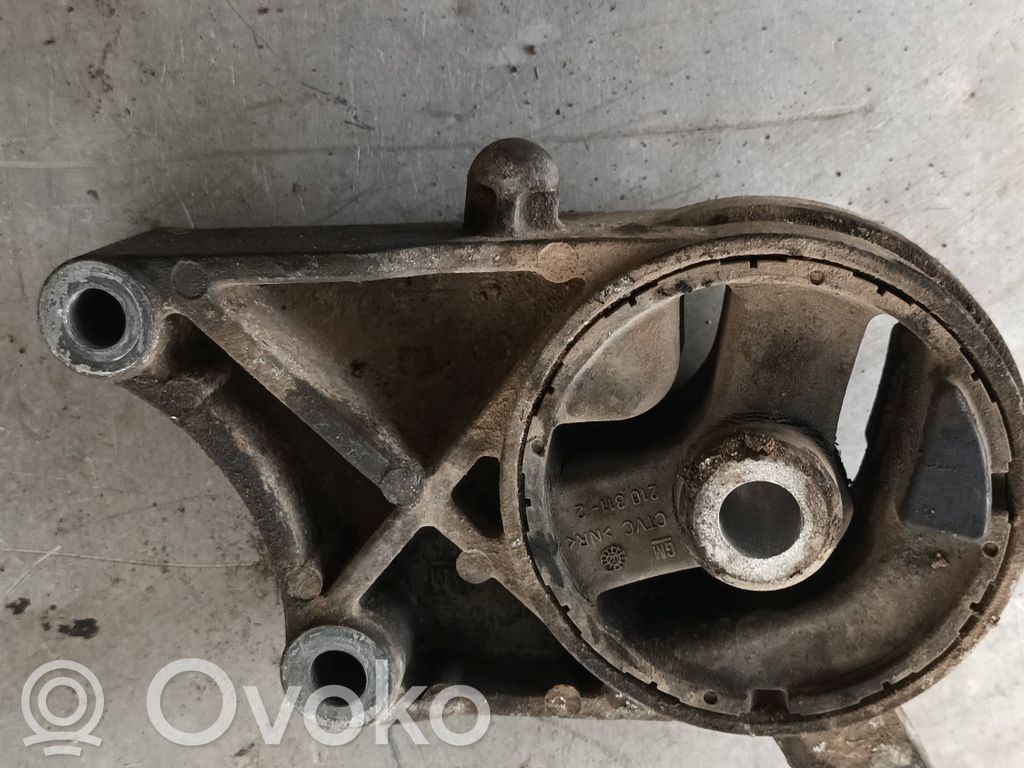 Opel Vectra C Engine mount bracket 
