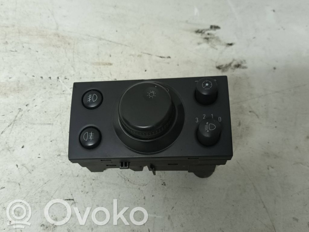 Light switch   13177066,LK04060050