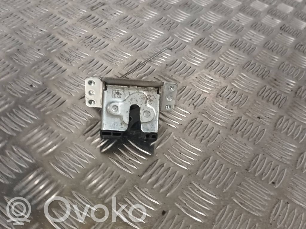 Tailgate/trunk/boot lock/catch/latch