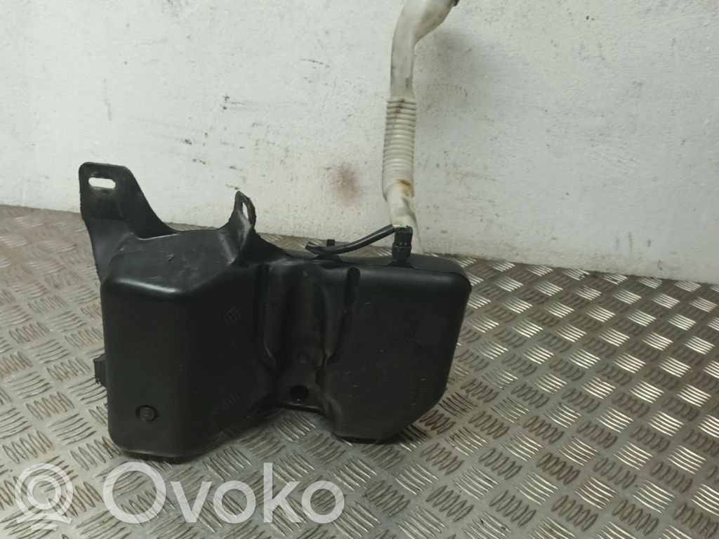 Citroen C5 Tuulilasinpesimen nestesäiliö 