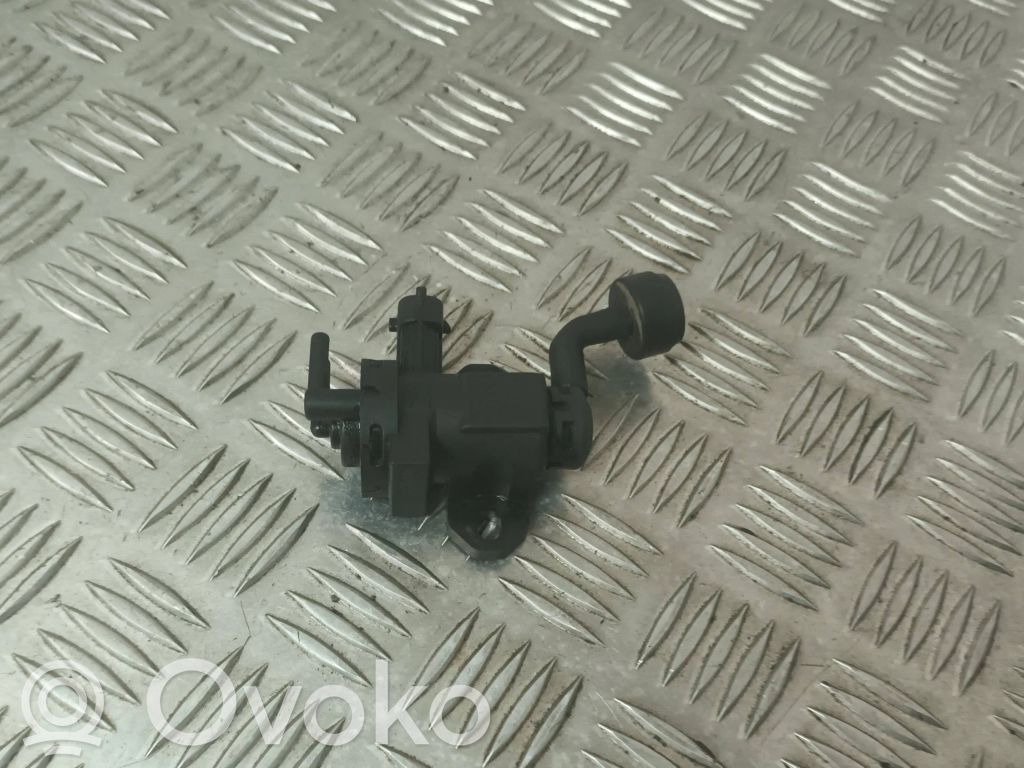 Opel Vectra C Zawór podciśnienia / Elektrozawór turbiny 
