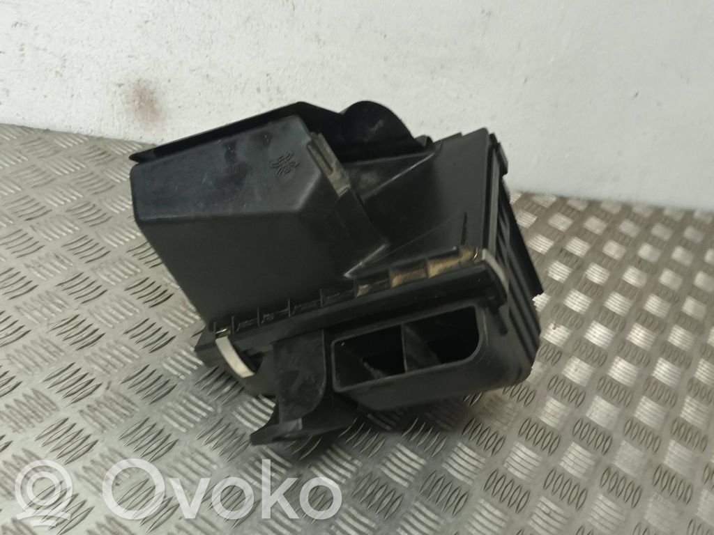 Audi A4 S4 B5 8D Air filter box 