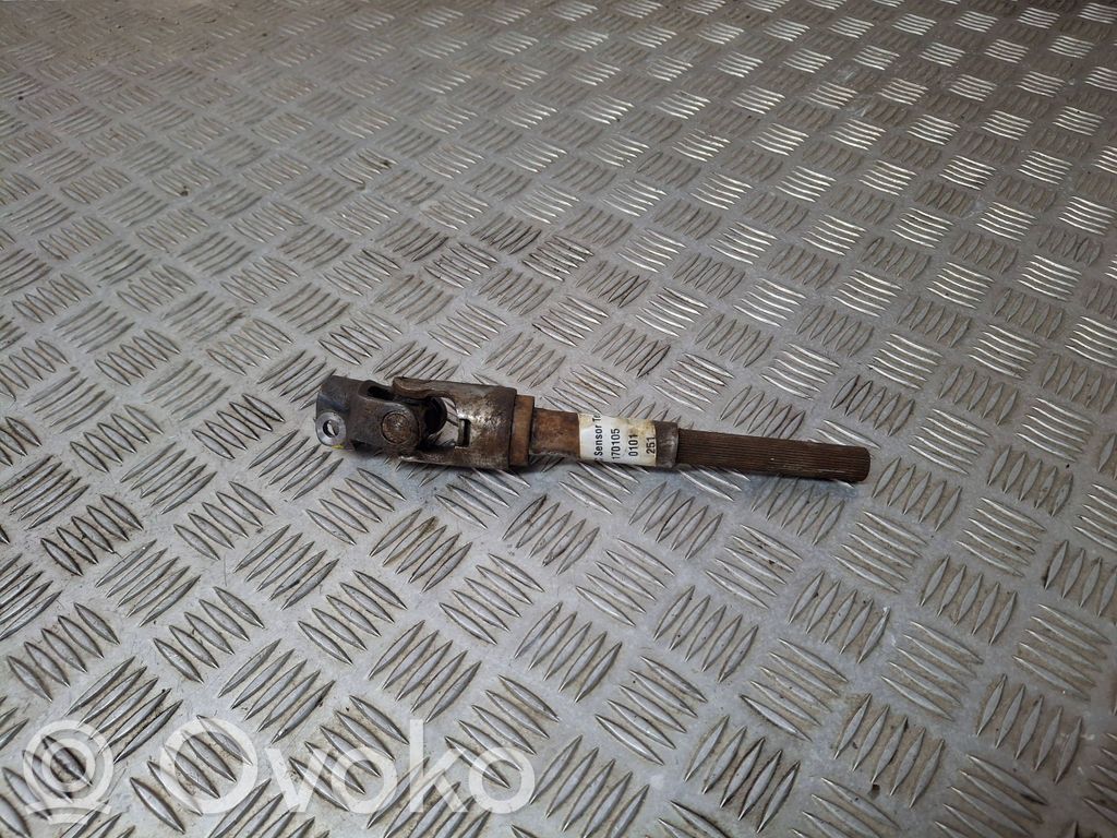 Toyota Avensis T250 Steering column universal joint 