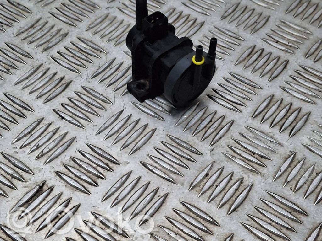 Opel Zafira A Solenoidinis vožtuvas 