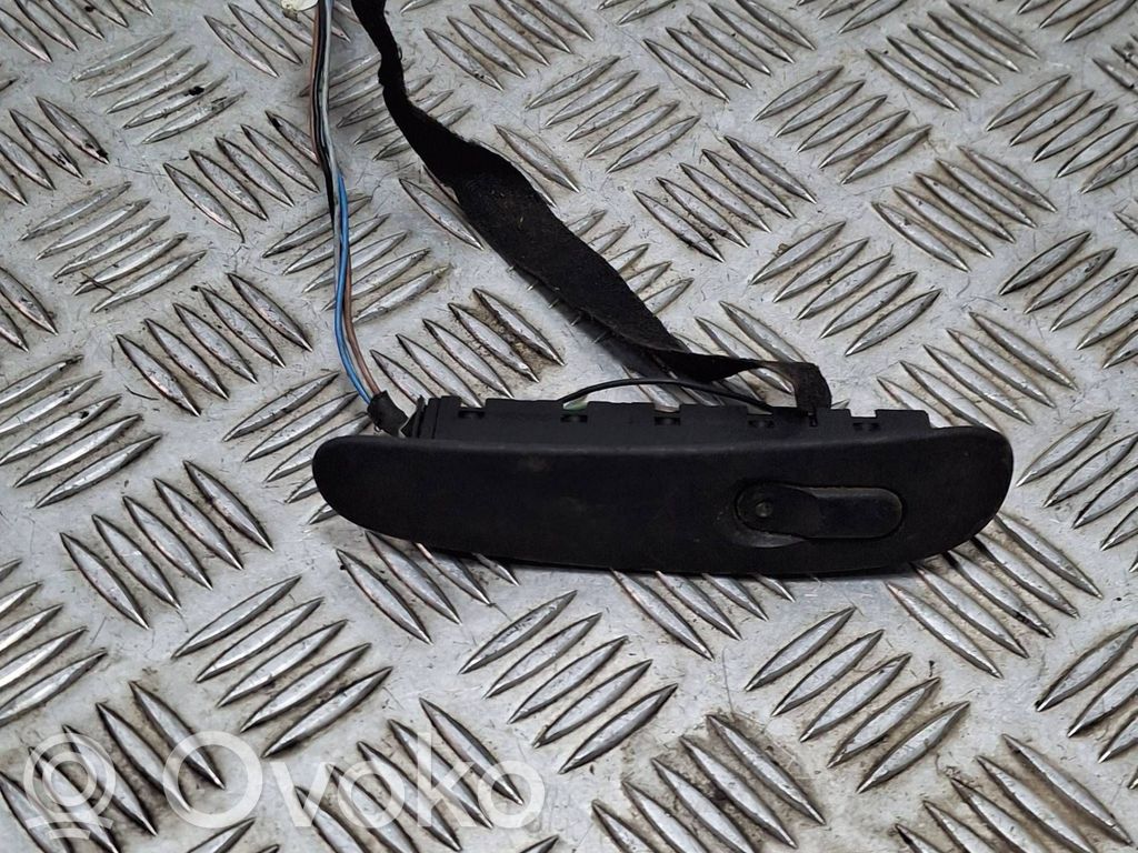 Electric window control switch   008008002,90433374