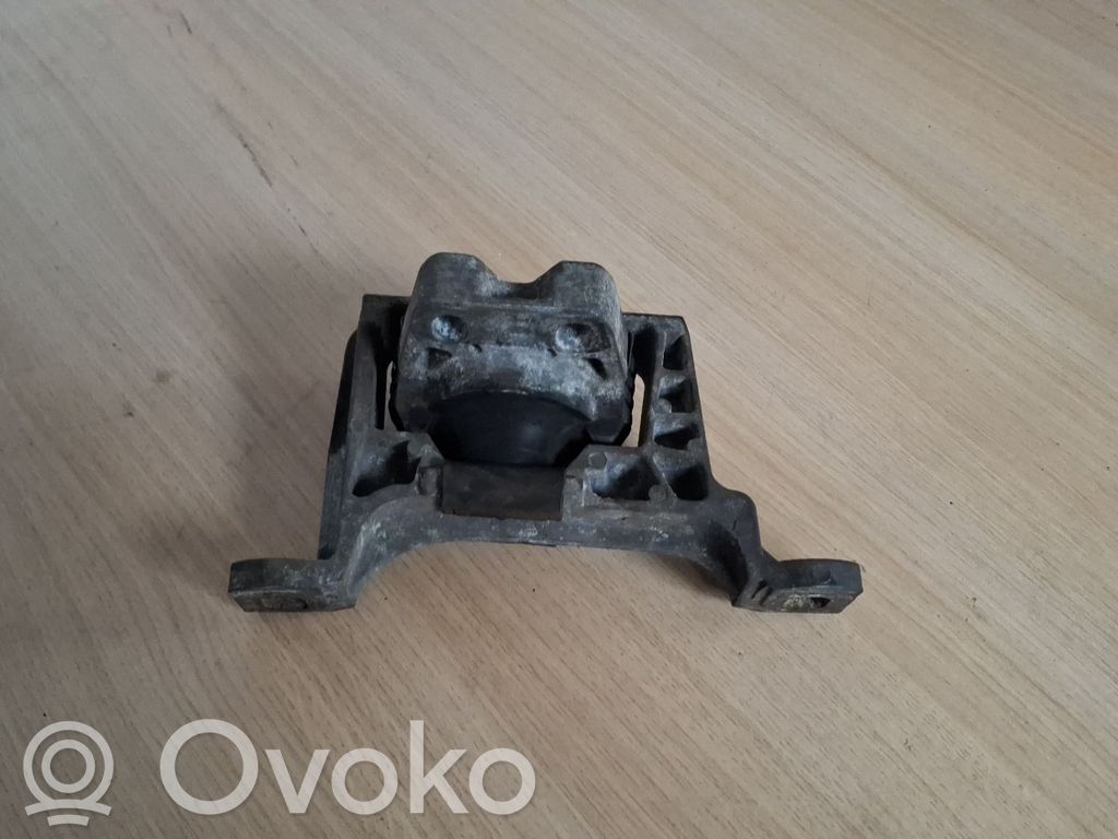 Mazda 3 I Dzinēja spilvens 
