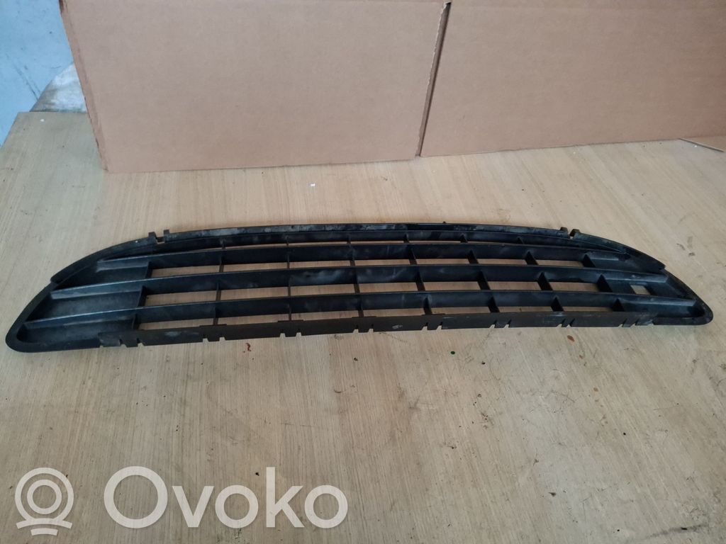 Peugeot 407 Kratka dolna zderzaka przedniego 