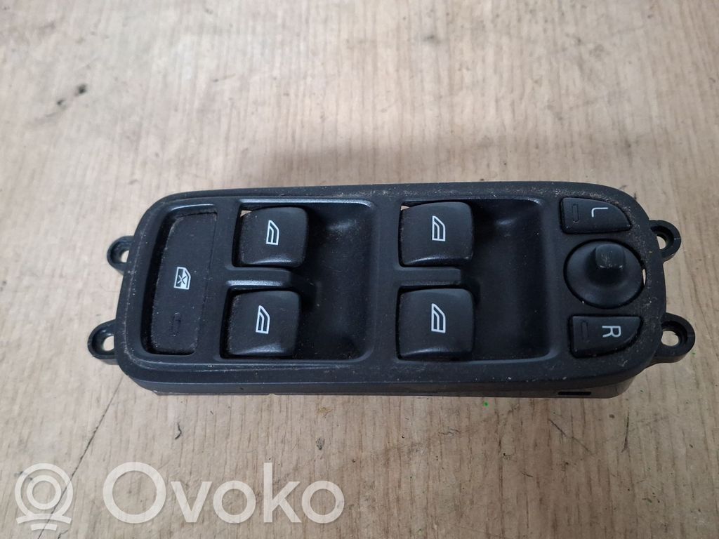Volvo S60 Electric window control switch 