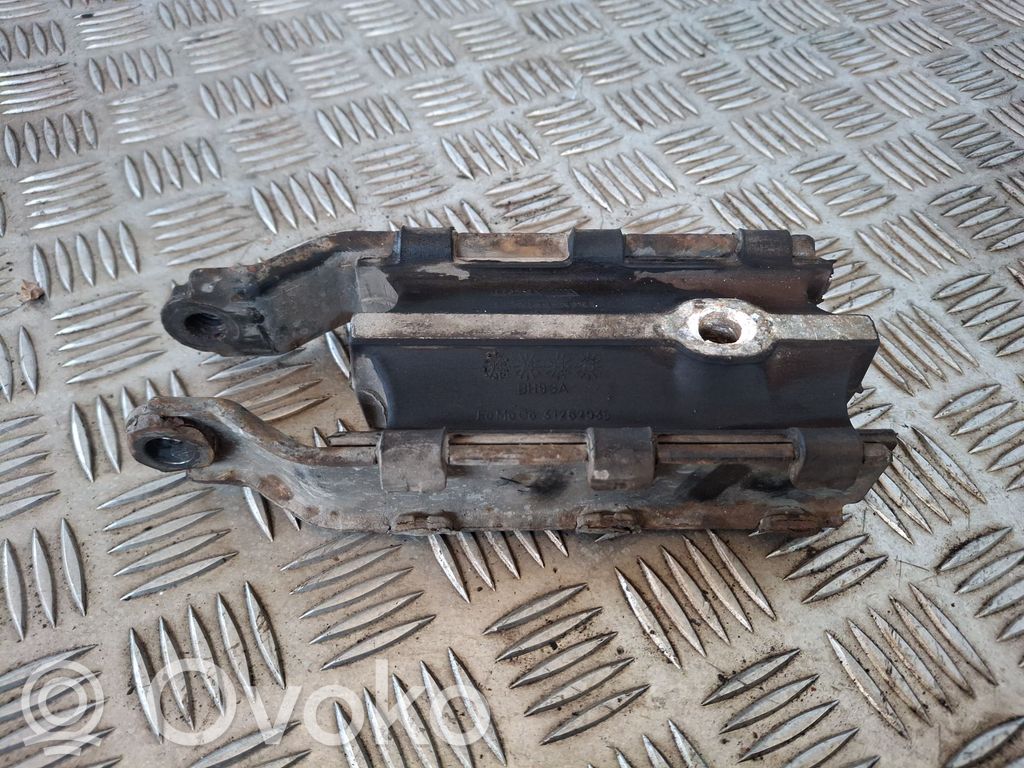 Engine mount bracket   31262935