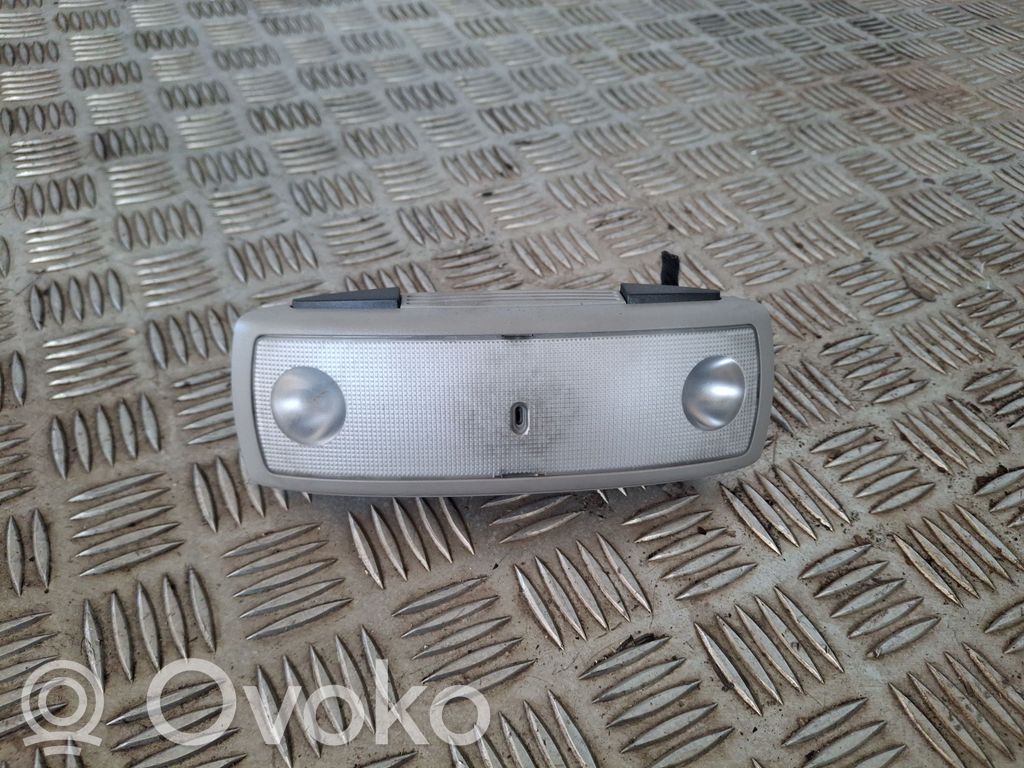 Volvo S60 Luz del asiento trasero 