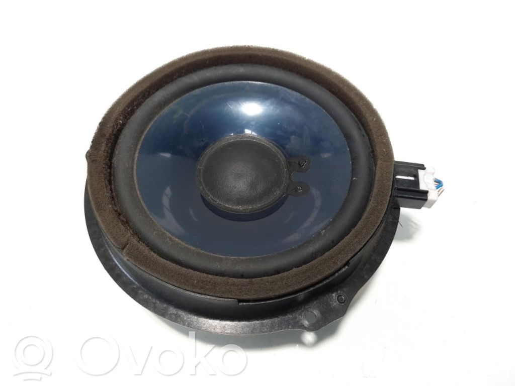 Ford Focus Etuoven kaiutin 