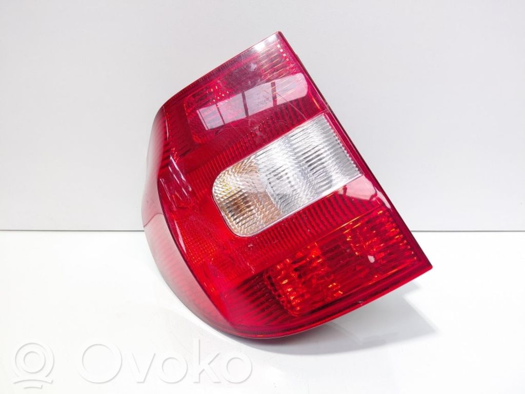 Skoda Yeti (5L) Lenti delle luci del portellone posteriore