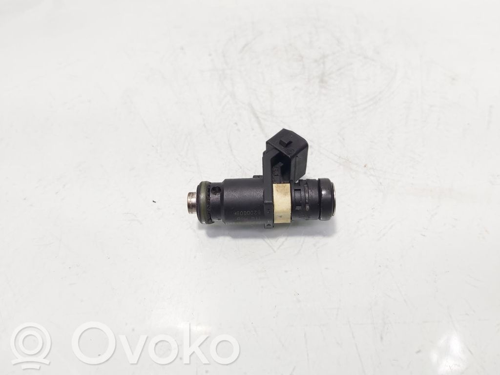 Renault Twingo II Inyector de combustible
