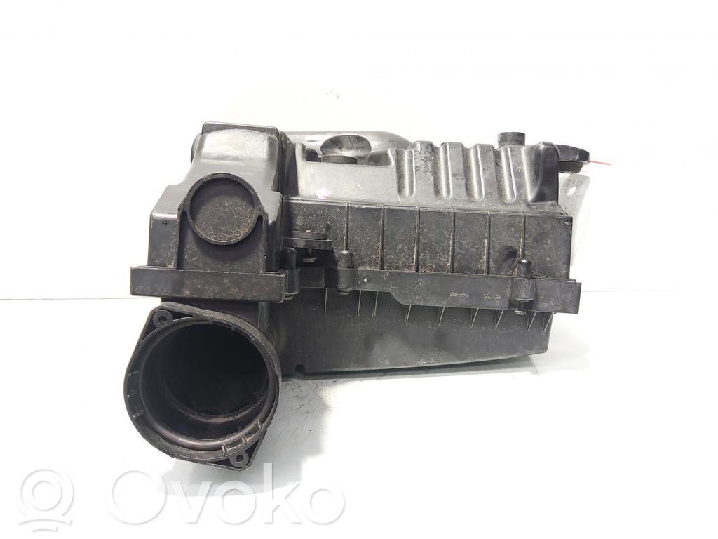 Volkswagen PASSAT B6 Capac cutie filtru aer 