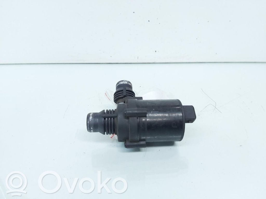 BMW 5 E60 E61 Pompa cyrkulacji / obiegu wody 
